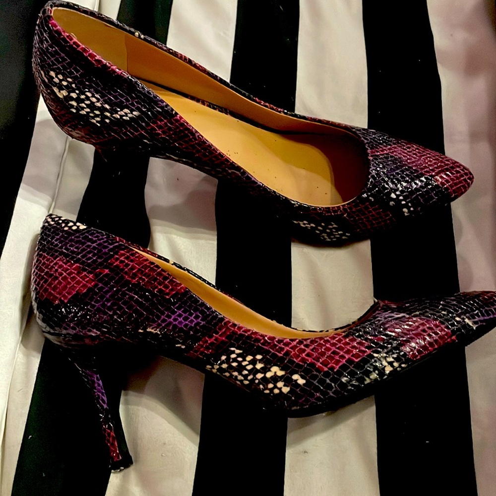 Pump heels